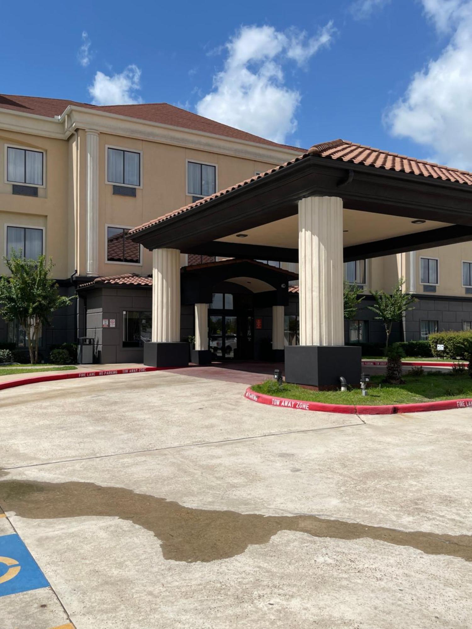 Spark By Hilton Houston Hobby Airport Exterior photo